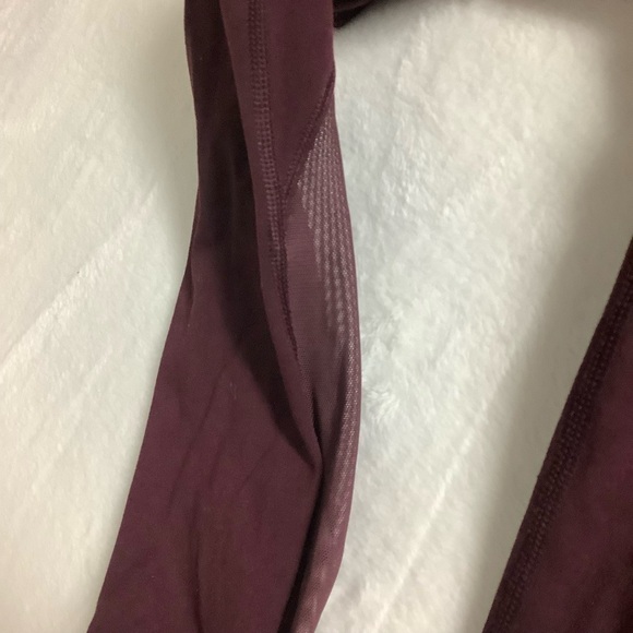 Lululemon Mesh Cut Out Maroon Tights Leggings Size 6 - Picture 7 of 8